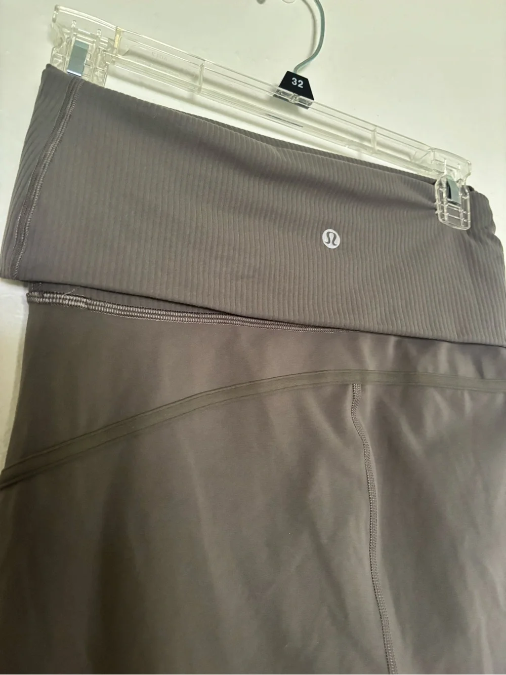 Lululemon Align Ribbed Waist Cropped Jogger size 4